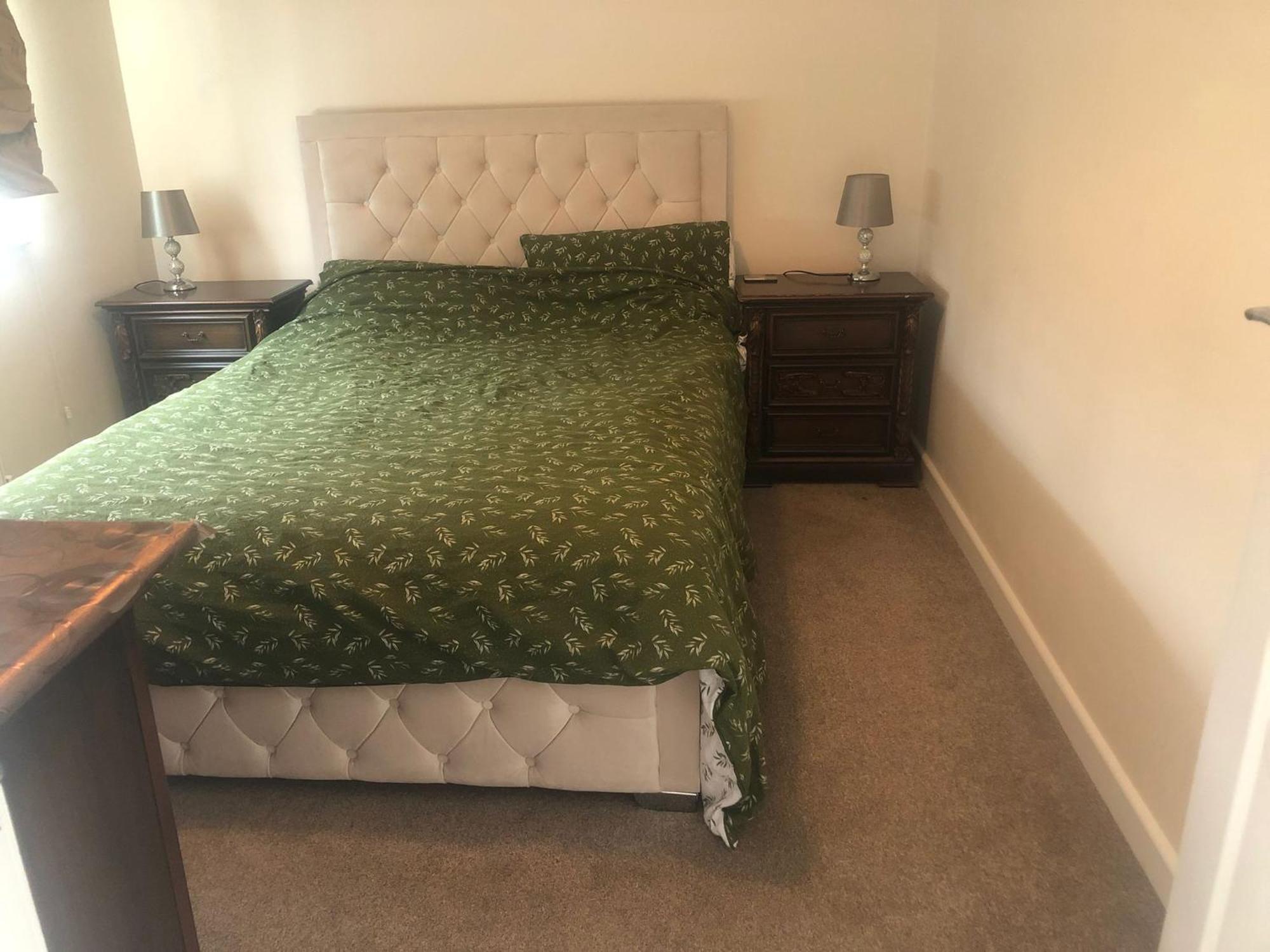 Entire Guest Suite With Gated Property Broad Blunsdon Kültér fotó